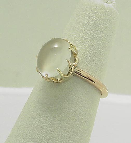 Mesmerizing Antique Victorian 14k Moonstone Claw Ring